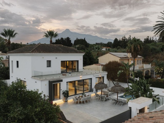 4 Slaapkamer Villa in Nueva Andalucía