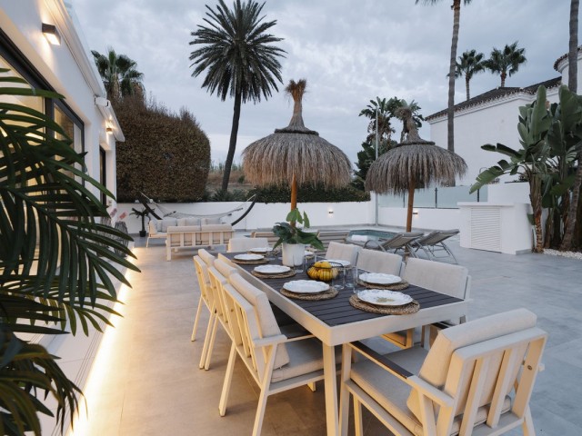 4 Slaapkamer Villa in Nueva Andalucía