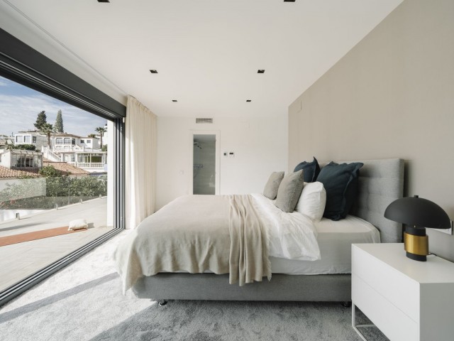 4 Slaapkamer Villa in Nueva Andalucía
