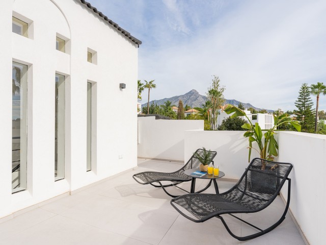 5 Slaapkamer Villa in Nueva Andalucía