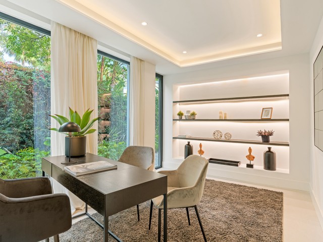 5 Slaapkamer Villa in Nueva Andalucía