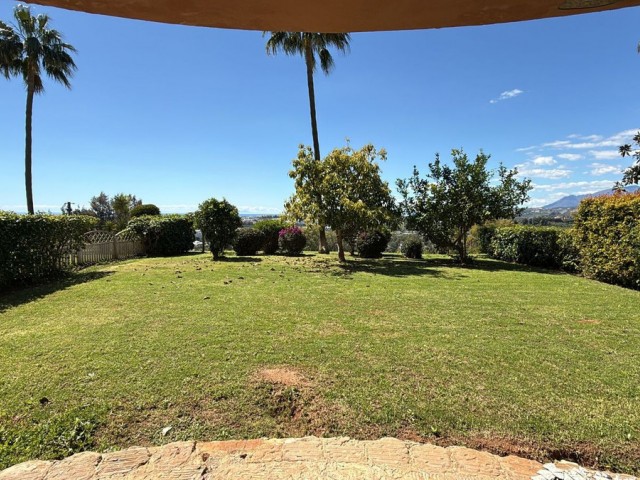 4 Slaapkamer Appartement in Nueva Andalucía