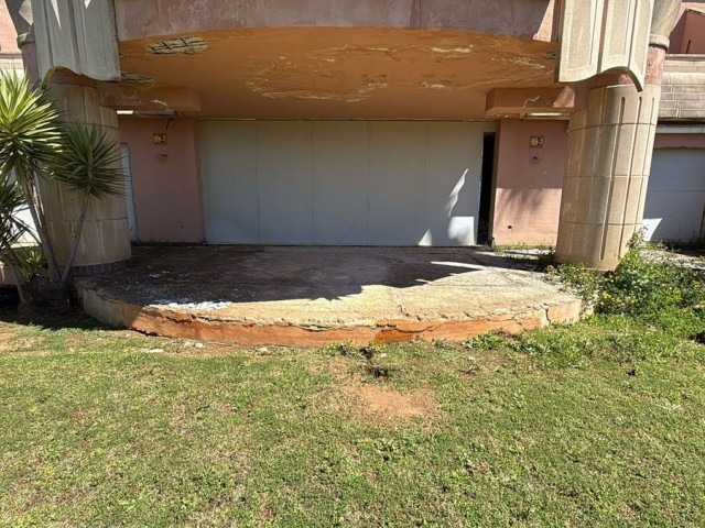 4 Slaapkamer Appartement in Nueva Andalucía