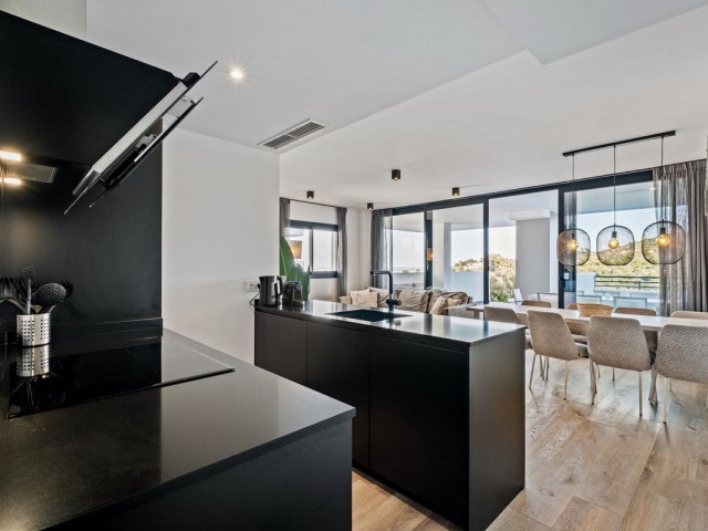 4 Bedrooms Apartment in Mijas