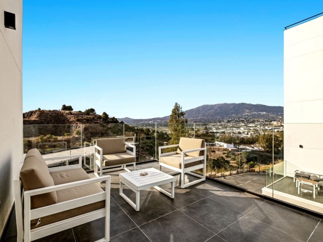 4 Bedrooms Apartment in Mijas