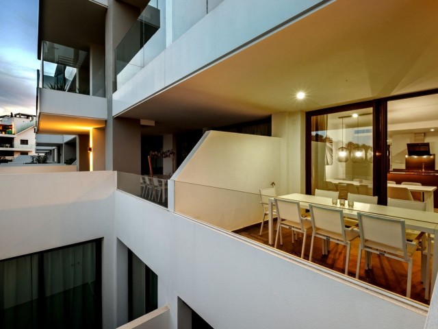 4 Bedrooms Apartment in Mijas