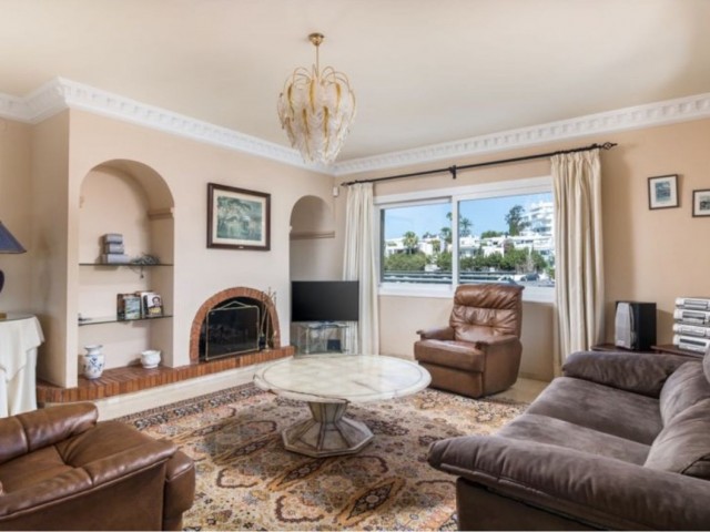 3 Bedrooms Villa in Guadalmina Alta