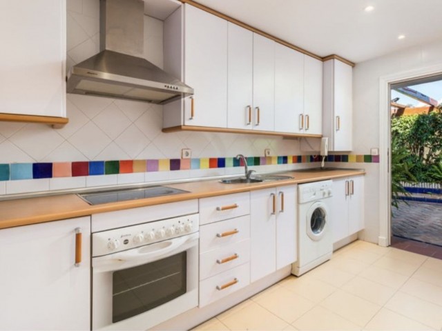 3 Bedrooms Villa in Guadalmina Alta