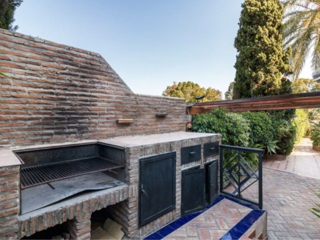 3 Bedrooms Villa in Guadalmina Alta