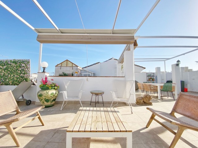 5 Bedrooms Townhouse in Marbella