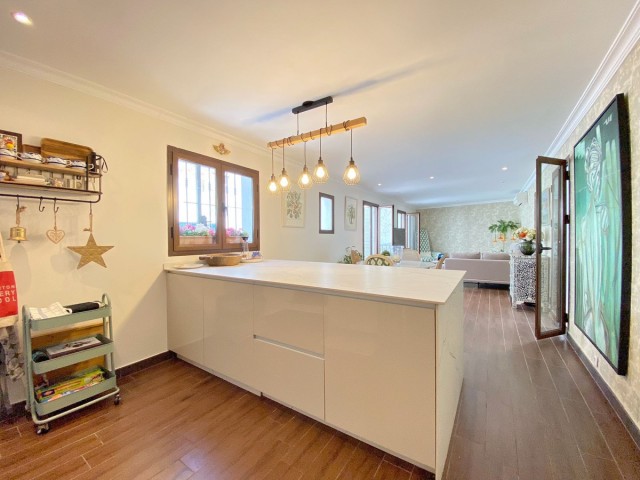 5 Bedrooms Townhouse in Marbella