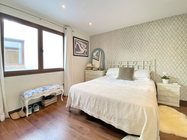 5 Bedrooms Townhouse in Marbella