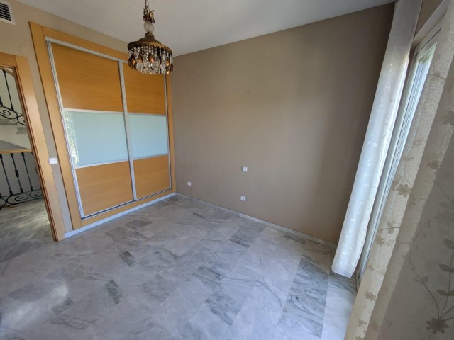 Villa avec 5 Chambres  à Málaga