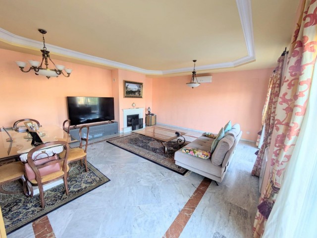 Villa avec 5 Chambres  à Málaga