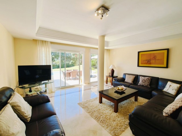 3 Schlafzimmer Apartment in San Roque Club