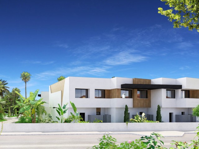 3 Slaapkamer Rijtjeshuis in Nueva Andalucía