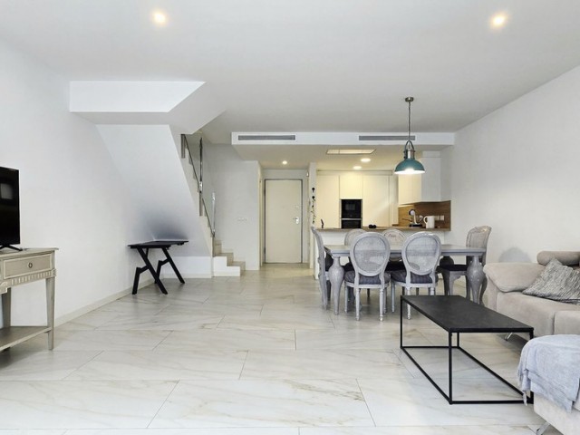 3 Slaapkamer Rijtjeshuis in Nueva Andalucía