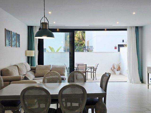 3 Slaapkamer Rijtjeshuis in Nueva Andalucía