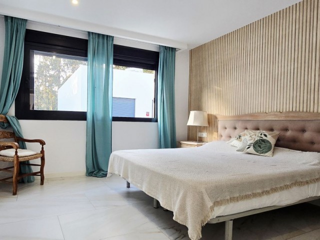 3 Slaapkamer Rijtjeshuis in Nueva Andalucía