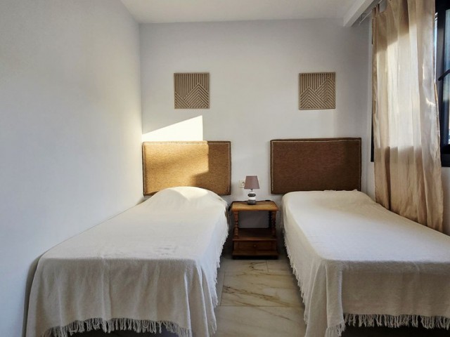 3 Slaapkamer Rijtjeshuis in Nueva Andalucía