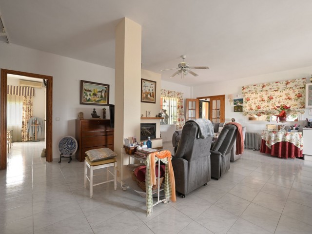 4 Bedrooms Villa in Alhaurín el Grande