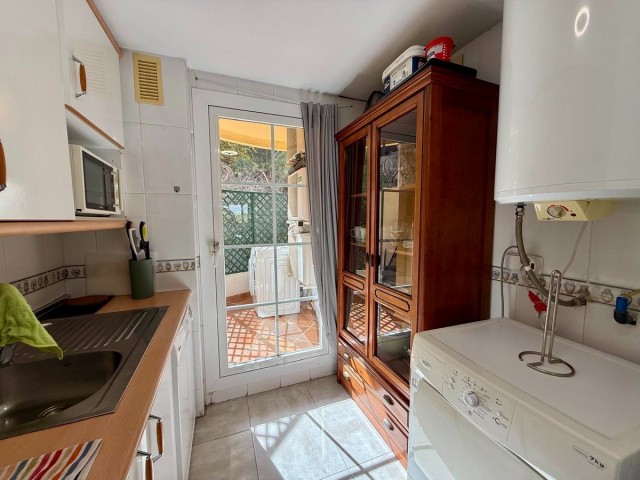 2 Bedrooms Apartment in Nueva Andalucía