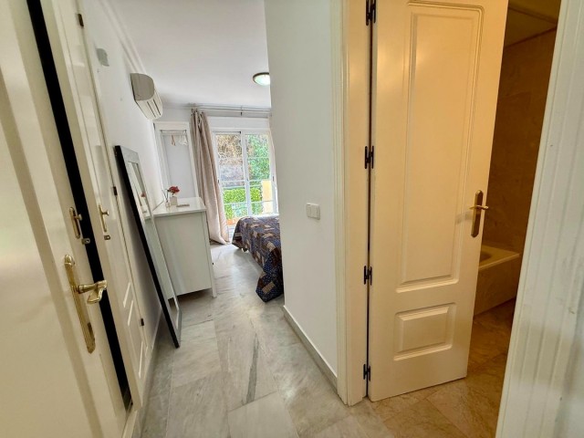 2 Bedrooms Apartment in Nueva Andalucía