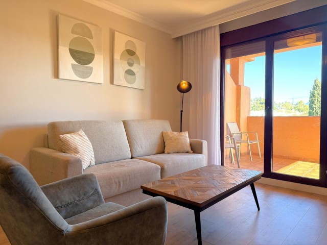 3 Bedrooms Apartment in Benahavís