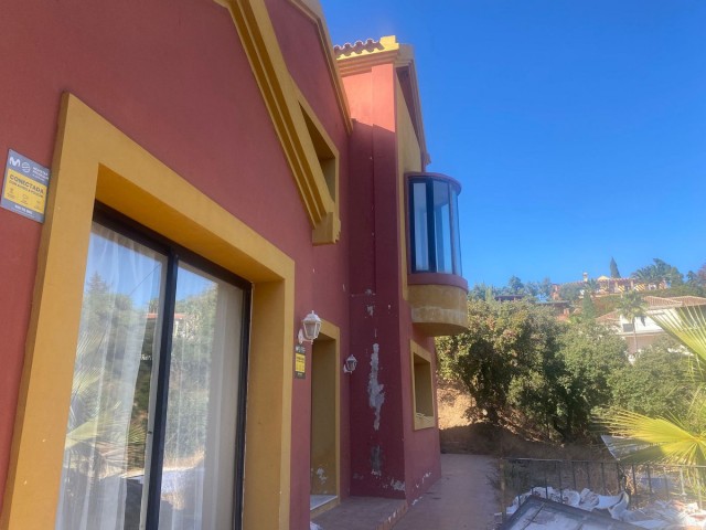 6 Sovrums Villa i Elviria