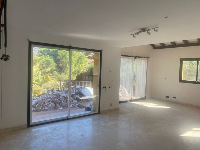 6 Sovrums Villa i Elviria