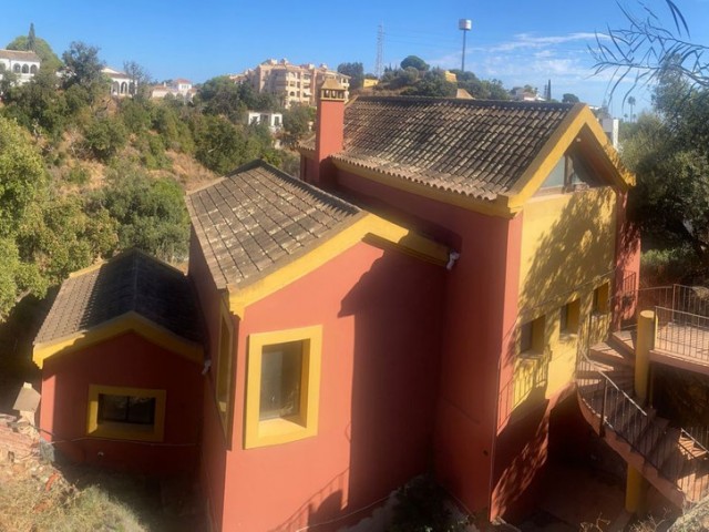 6 Sovrums Villa i Elviria