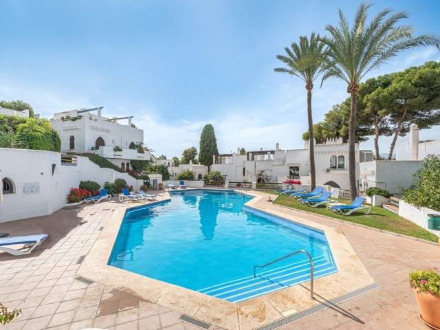 3 Bedrooms Townhouse in Nueva Andalucía