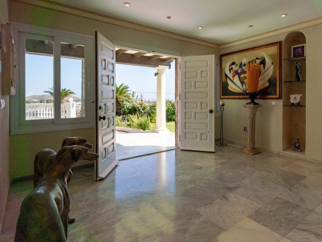 5 Soveroms Villa i Mijas Costa