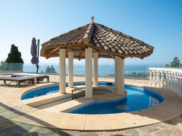 5 Soveroms Villa i Mijas Costa