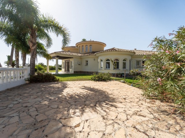 5 Soveroms Villa i Mijas Costa