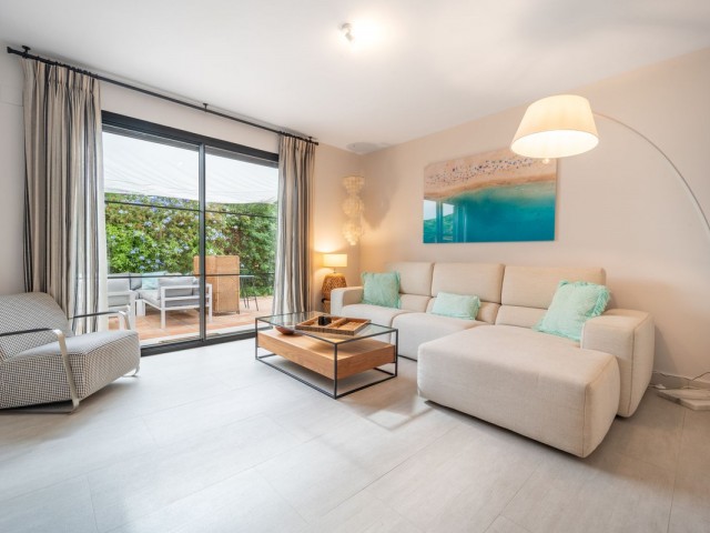 5 Bedrooms Villa in Los Monteros