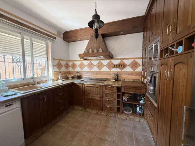4 Bedrooms Townhouse in Estepona