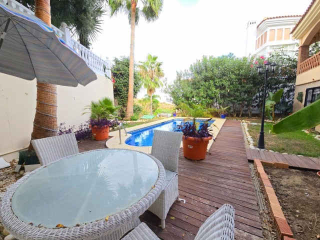 4 Makuuhuoneen Huvila Riviera del Sol