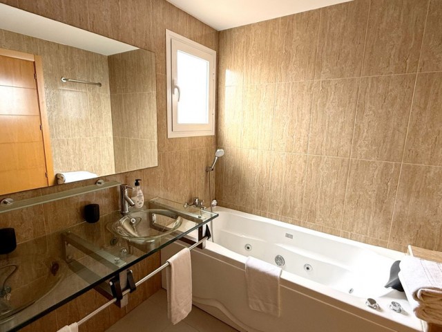 2 Bedrooms Apartment in El Paraiso