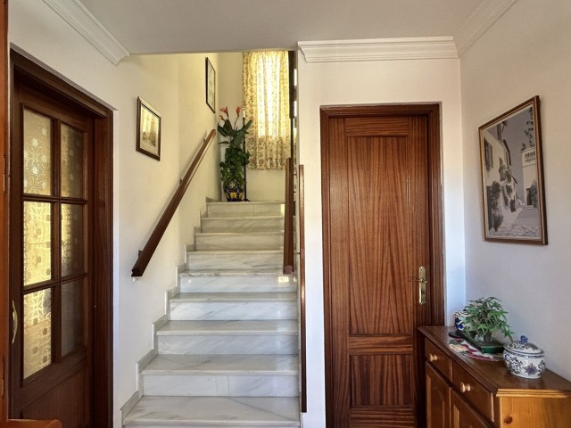 4 Bedrooms Villa in Fuengirola