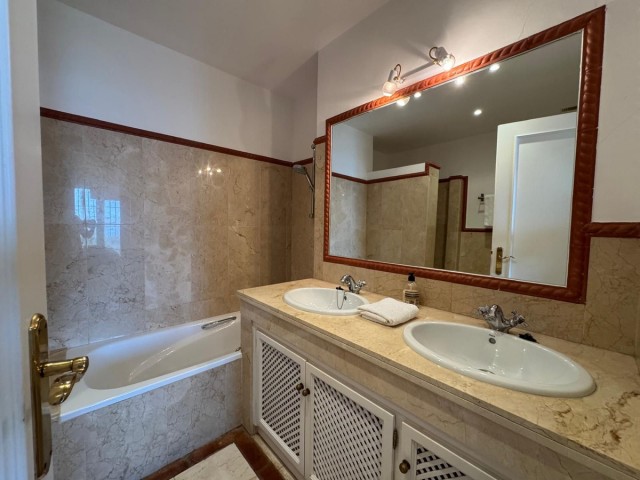 3 Bedrooms Apartment in Manilva