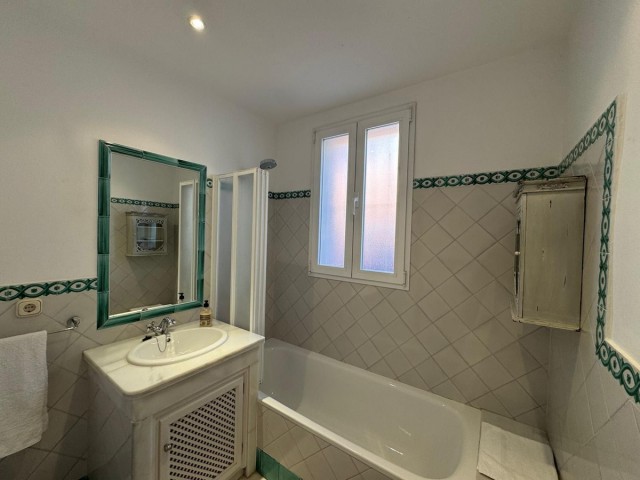3 Bedrooms Apartment in Manilva