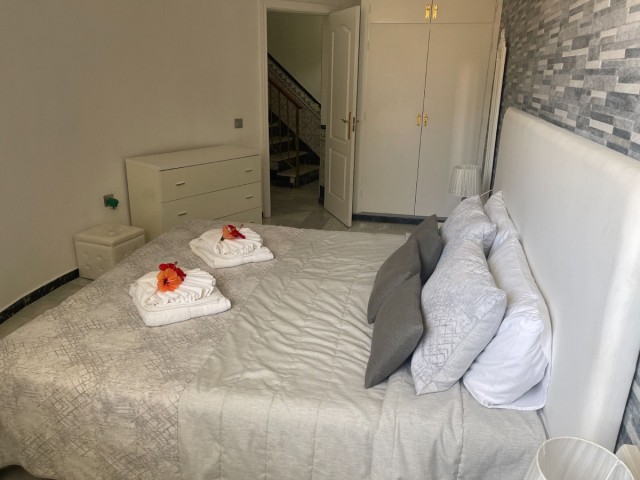 Villa avec 6 Chambres  à El Faro