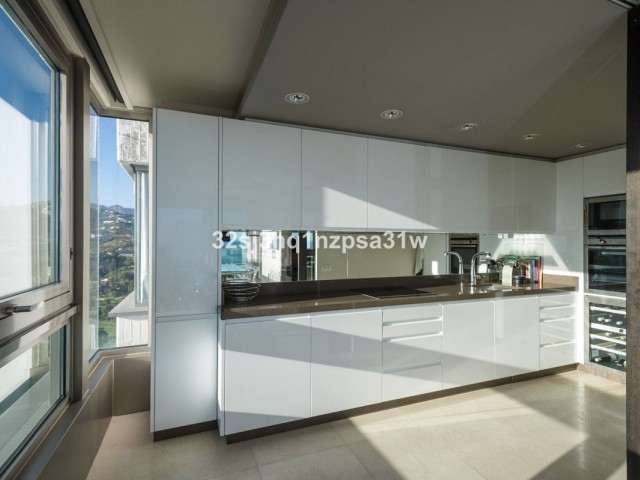 Takvåning i The Golden Mile