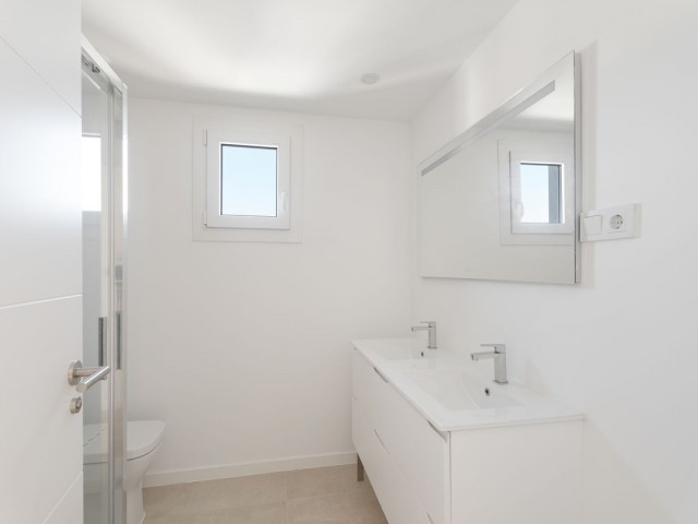 4 Schlafzimmer Reihenhaus in La Cala de Mijas