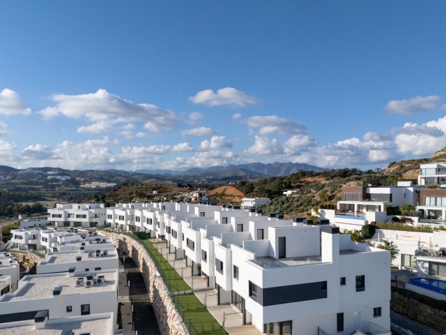 4 Schlafzimmer Reihenhaus in La Cala de Mijas