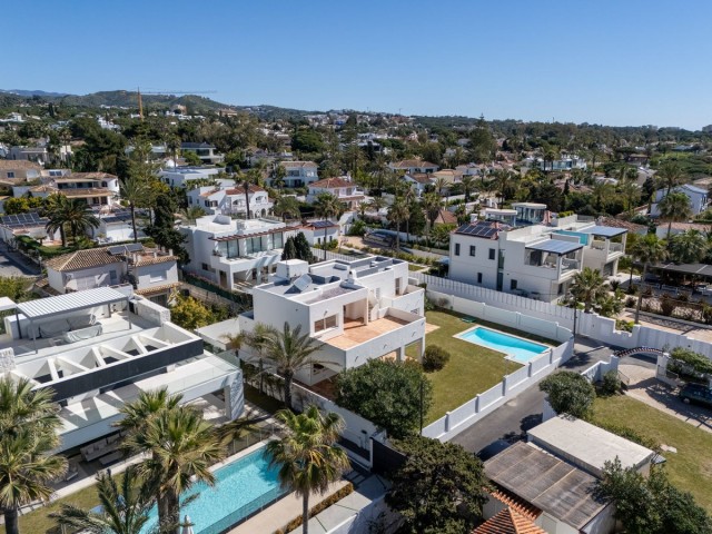 5 Bedrooms Villa in Marbesa