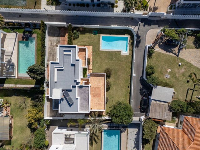 5 Bedrooms Villa in Marbesa