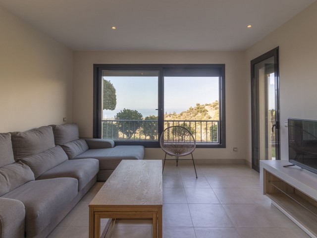 2 Bedrooms Apartment in Altos de los Monteros