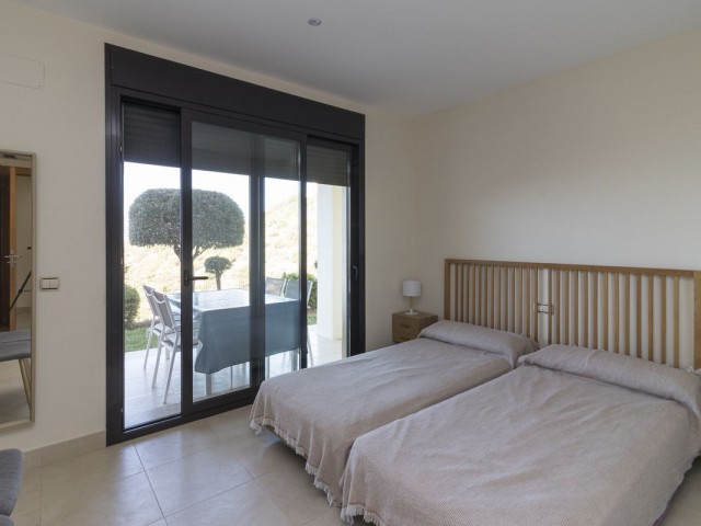 2 Bedrooms Apartment in Altos de los Monteros